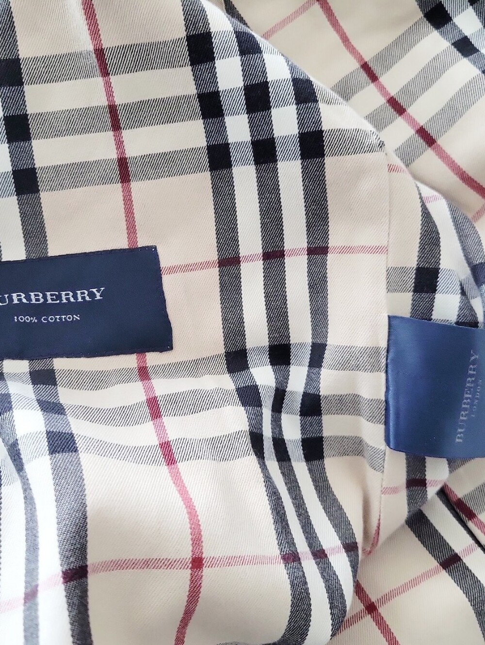 Burberry Classic Stone Garbadine Trench Coat - Picture 5 of 5